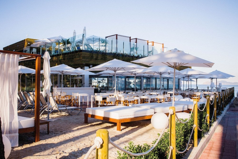 Marina Cies Beach Club para despedidas en vigo